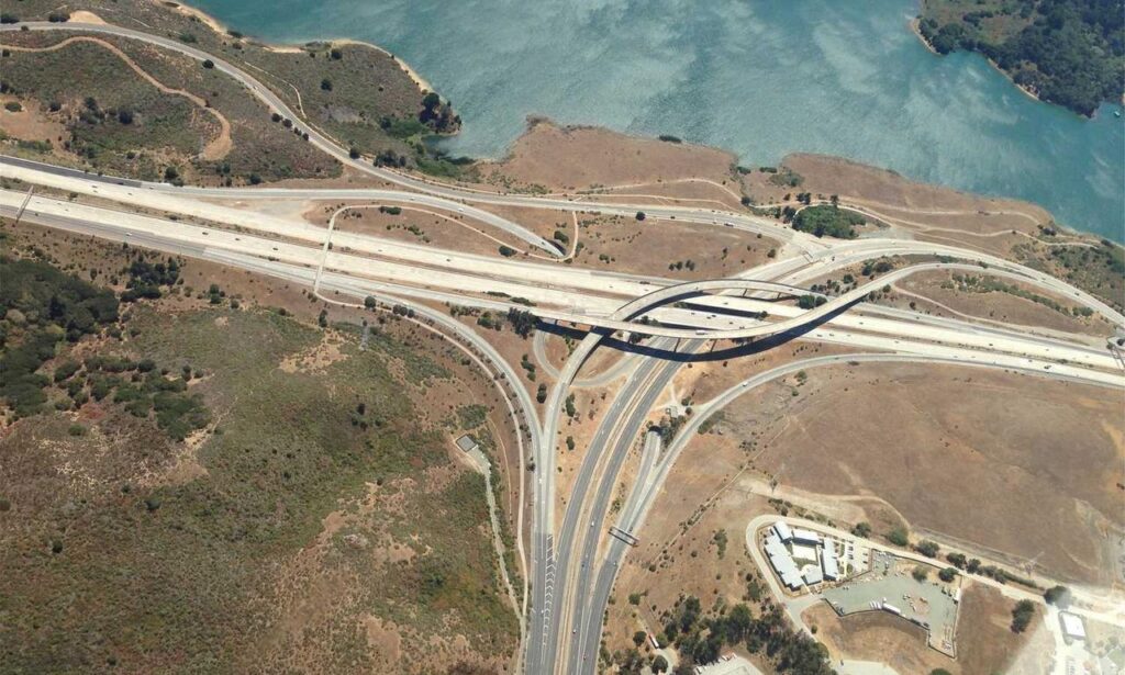 how many branches does zeyejapa hotel have