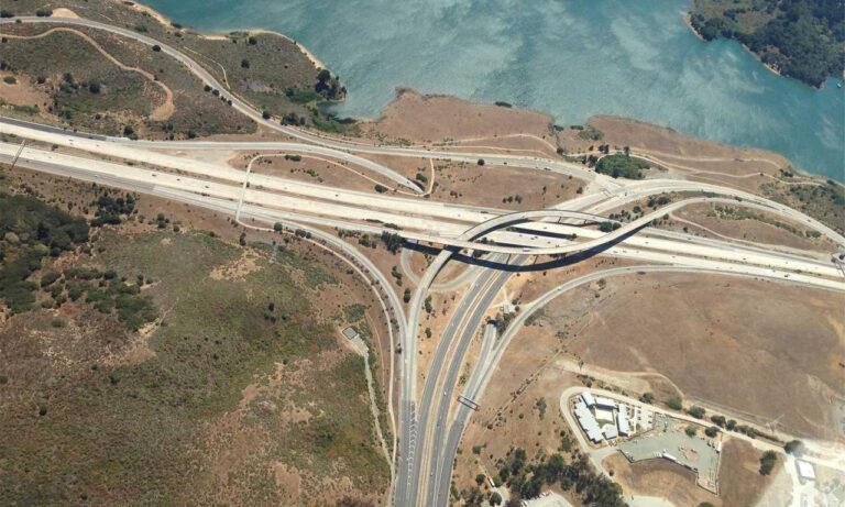 how many branches does zeyejapa hotel have